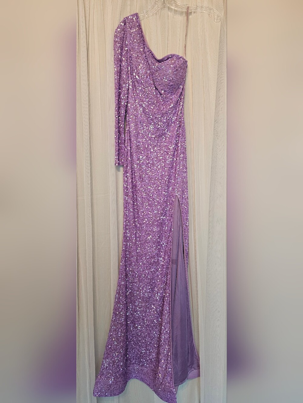 Ashley Lauren 1977 Lavender One-Shoulder Sequin Gown Size 0 - Picture 3 of 3